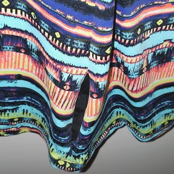 Title Nine Multicolor Stripe Hillary Sassy Back Dress Size Medium - Picture 8 of 12